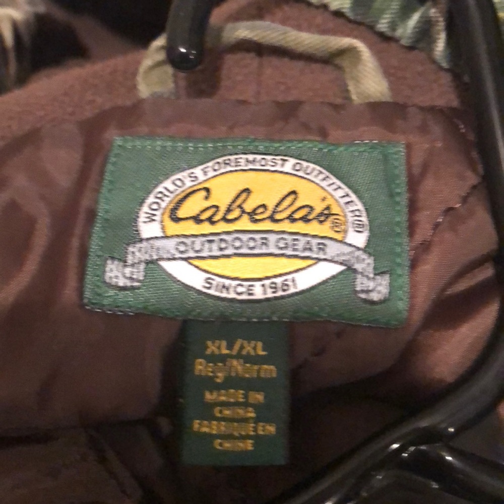 Boys hooded cabelas camo jacket